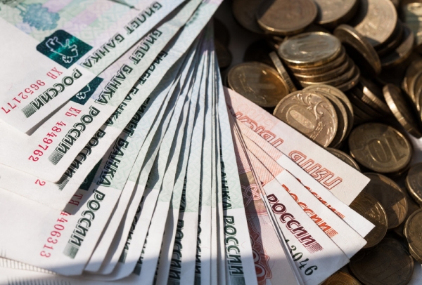   Экономист дал совет, как сохранить и увеличить сбережения в рублях 
