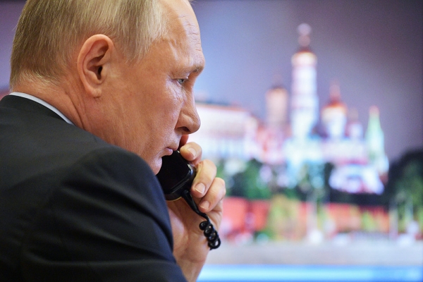   Путин обсудил с Лукашенко реакцию США и НАТО на предложения РФ по гарантиям безопасности 