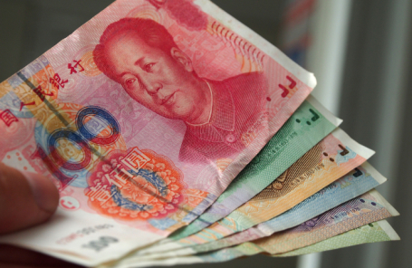 «Сбер» перестал проводить трансграничные переводы в юанях
